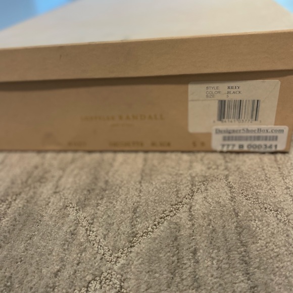 Black over the knee boots - Picture 5 of 7